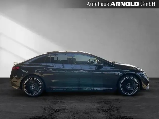 Mercedes-Benz EQE 53