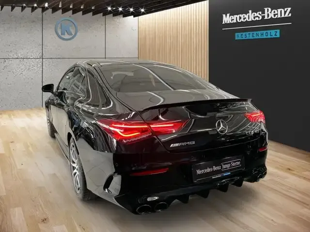 Mercedes-Benz CLA 45 AMG