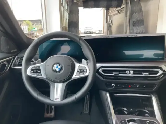 BMW 440