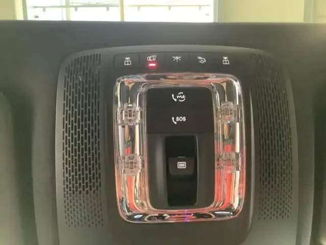 Mercedes-Benz EQB 300