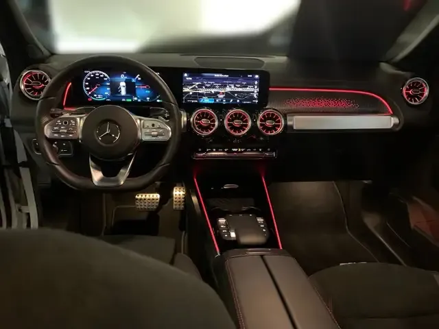 Mercedes-Benz EQB 250