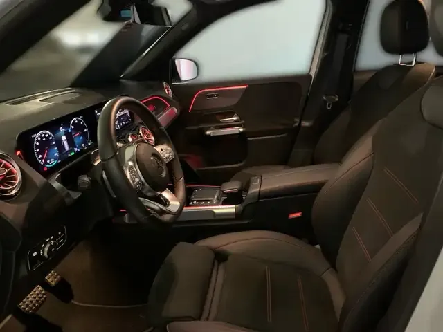 Mercedes-Benz EQB 250