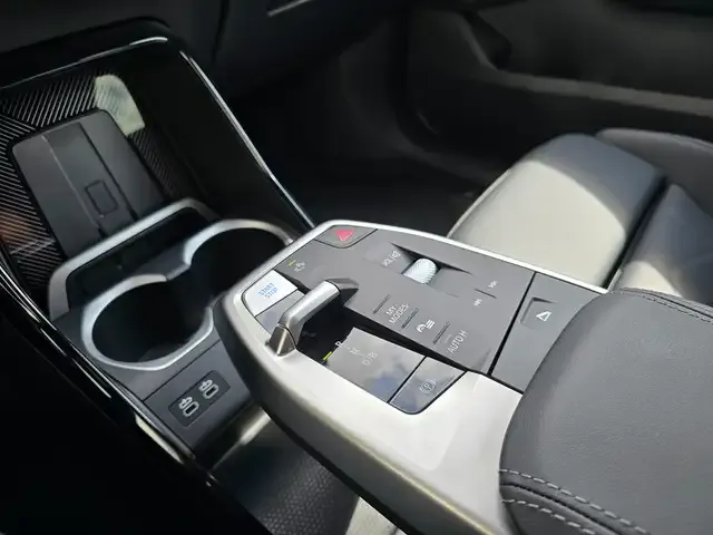 BMW iX2