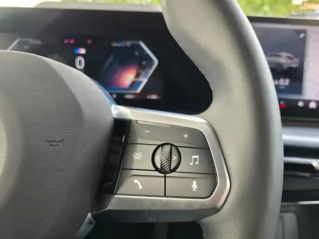 BMW iX2