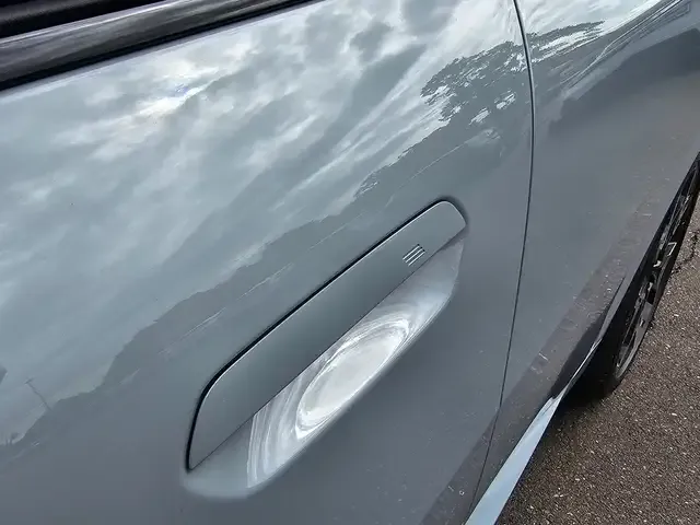 BMW iX2