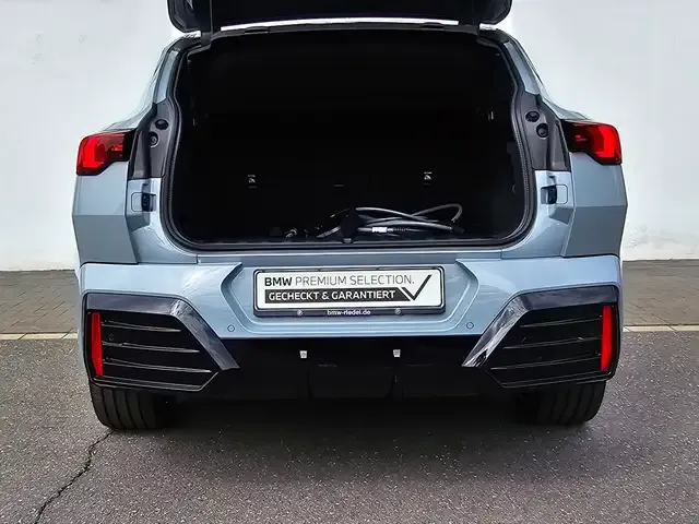BMW iX2