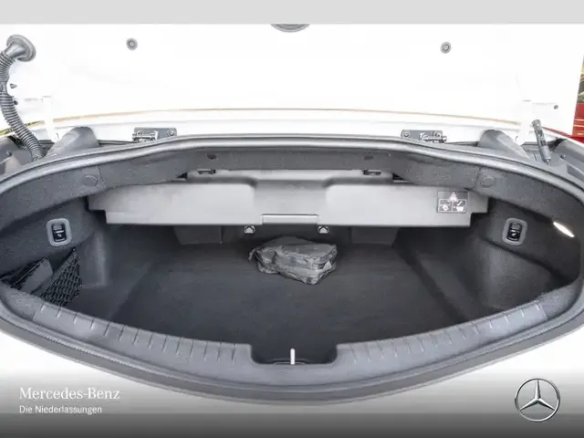 Mercedes-Benz CLE 200