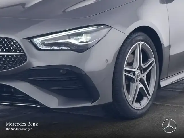 Mercedes-Benz CLA 180