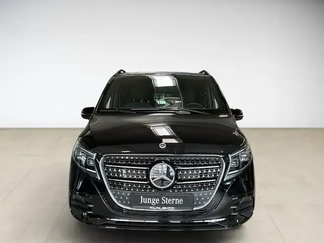 Mercedes-Benz V 250