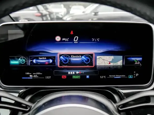 Mercedes-Benz EQE 300