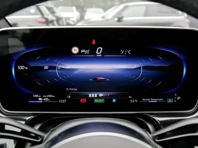 Mercedes-Benz EQE 300