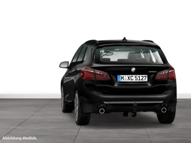BMW 220