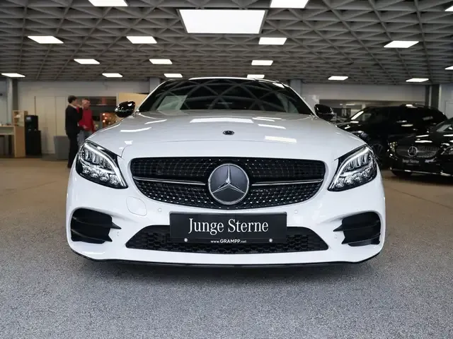 Mercedes-Benz C 220