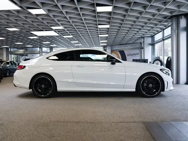 Mercedes-Benz C 220