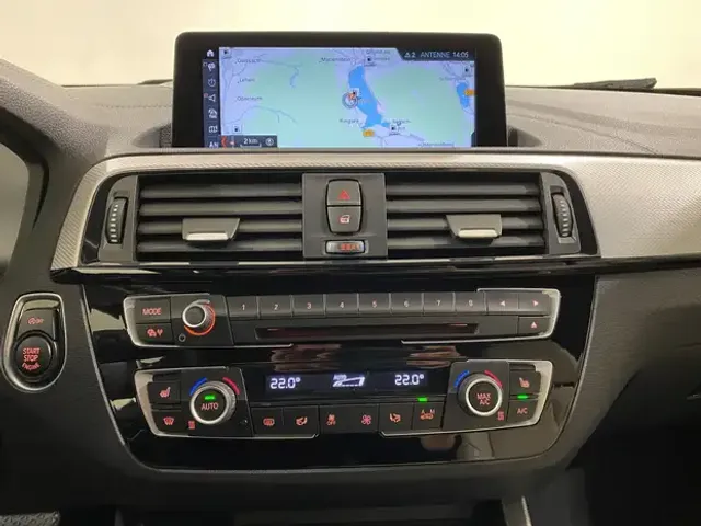 BMW 240