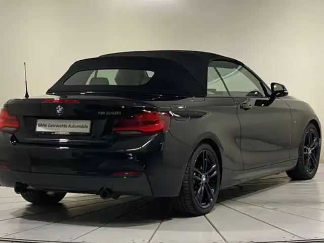 BMW 240