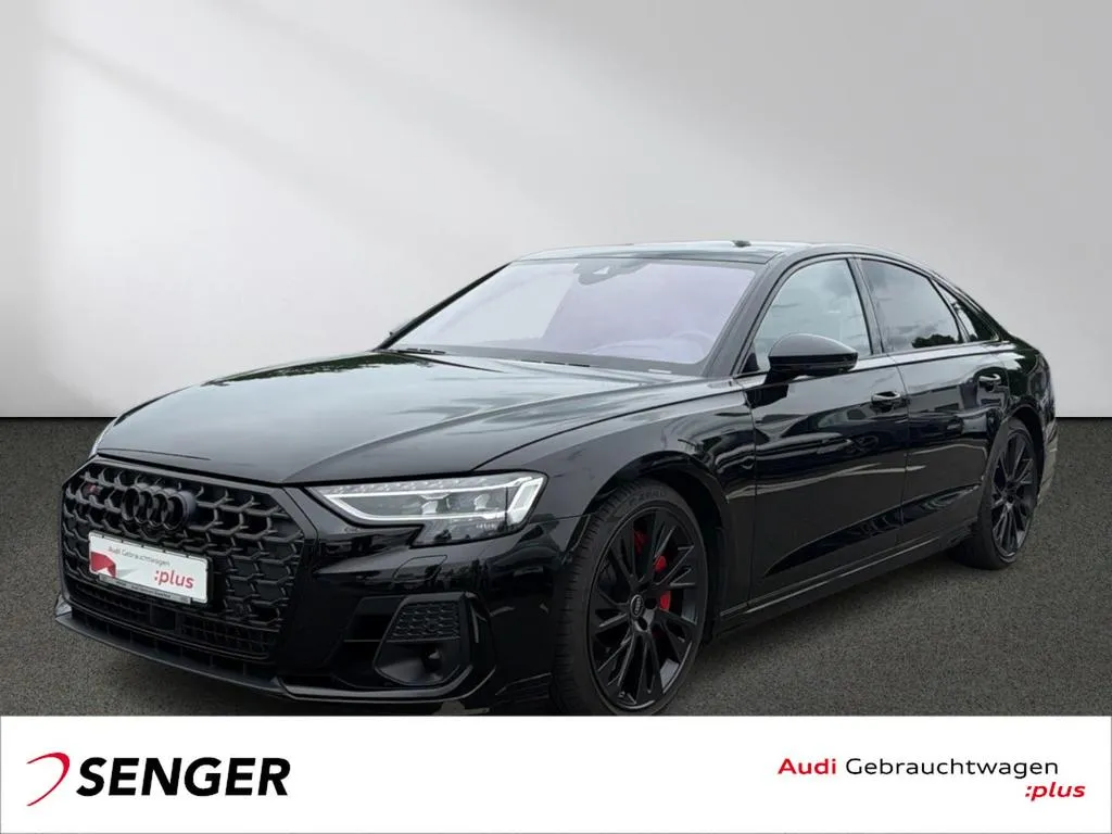 Audi S8