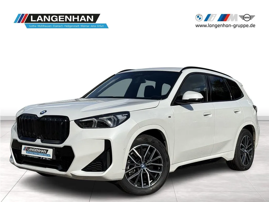 BMW iX1