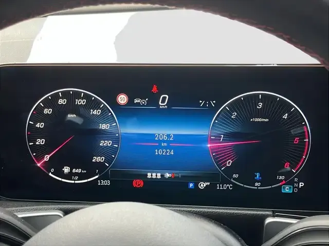 Mercedes-Benz GLB 200