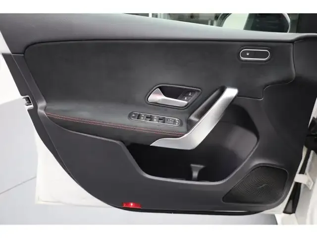 Mercedes-Benz A 35 AMG