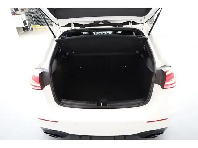 Mercedes-Benz A 35 AMG
