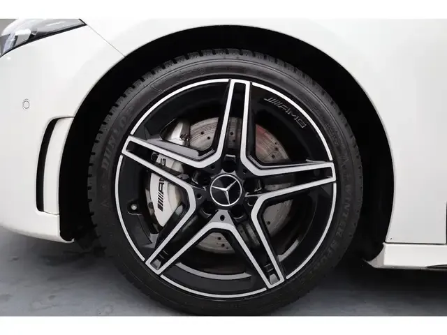 Mercedes-Benz A 35 AMG