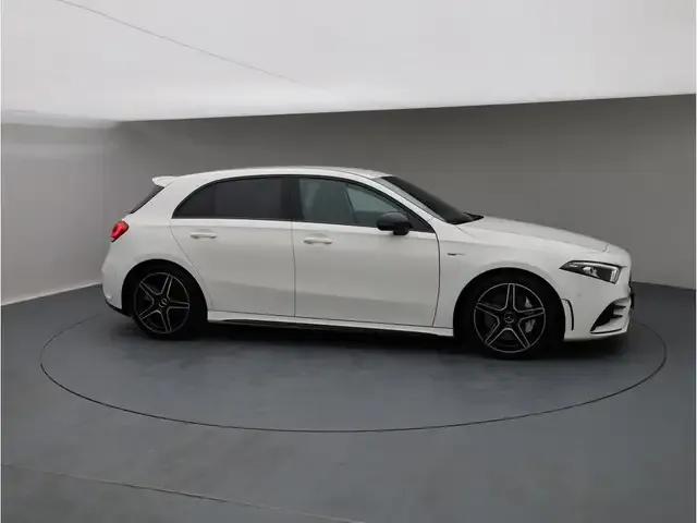 Mercedes-Benz A 35 AMG