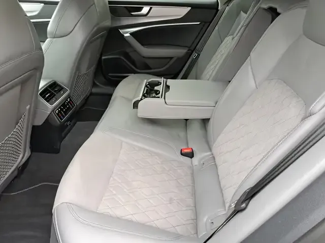 Audi S7