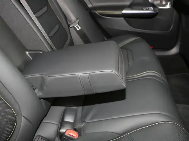 Mercedes-Benz C 63 AMG