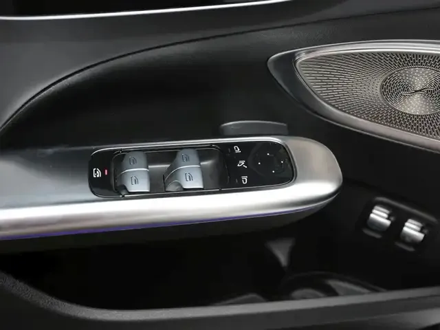 Mercedes-Benz C 63 AMG