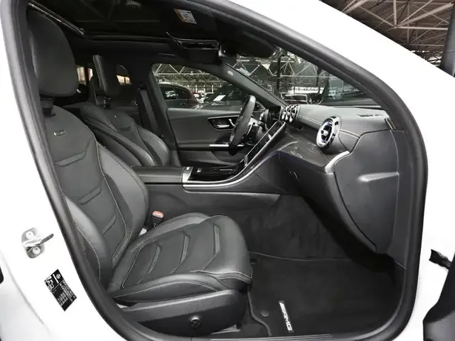 Mercedes-Benz C 63 AMG