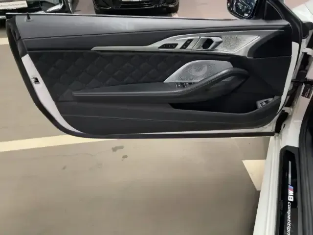 BMW M8