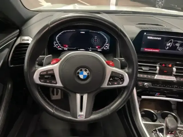 BMW M8