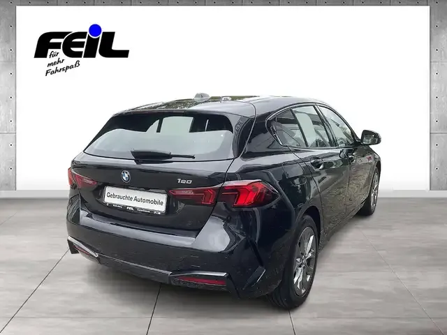 BMW 120