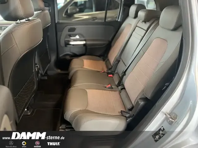 Mercedes-Benz EQB 300