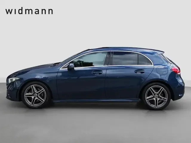 Mercedes-Benz A 220