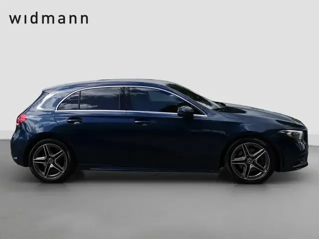 Mercedes-Benz A 220