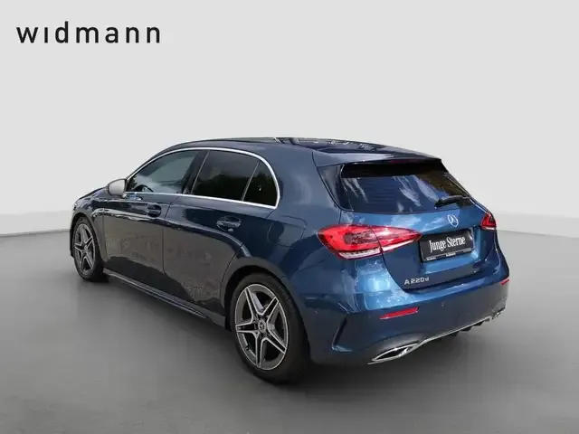 Mercedes-Benz A 220