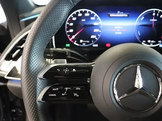 Mercedes-Benz E 400
