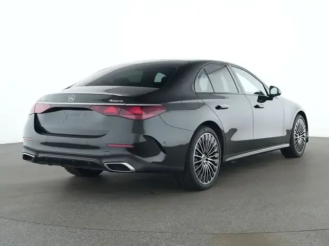 Mercedes-Benz E 400