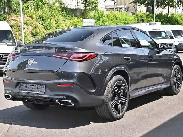 Mercedes-Benz GLC 220