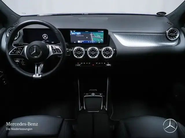 Mercedes-Benz EQA 300
