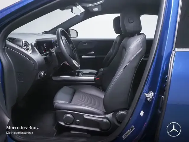 Mercedes-Benz EQA 300
