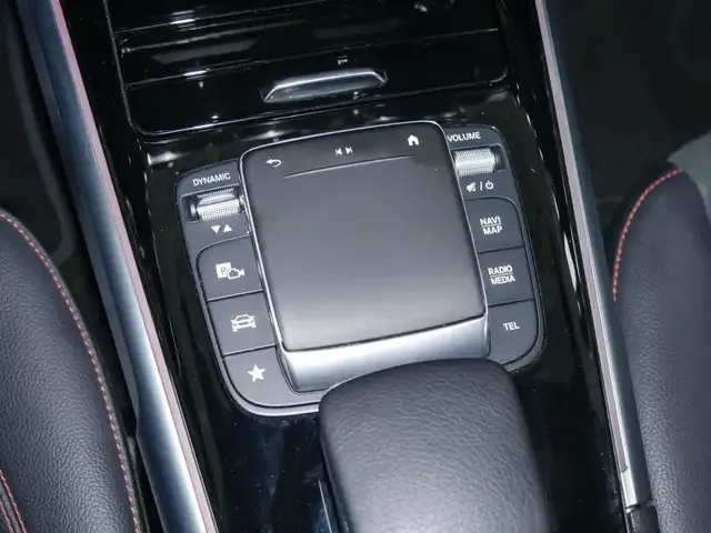 Mercedes-Benz EQB 300