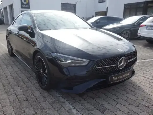 Mercedes-Benz CLA 200
