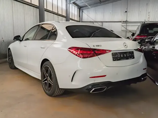 Mercedes-Benz C 180