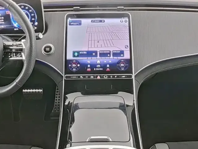 Mercedes-Benz EQE 500