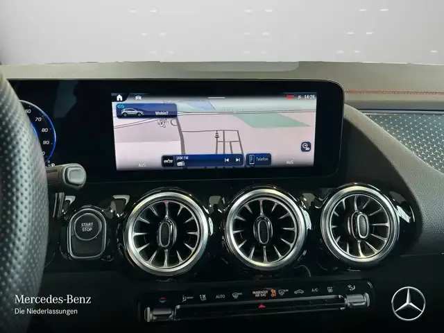 Mercedes-Benz EQA 300