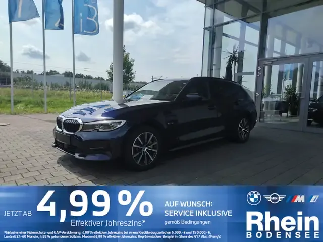 BMW 330