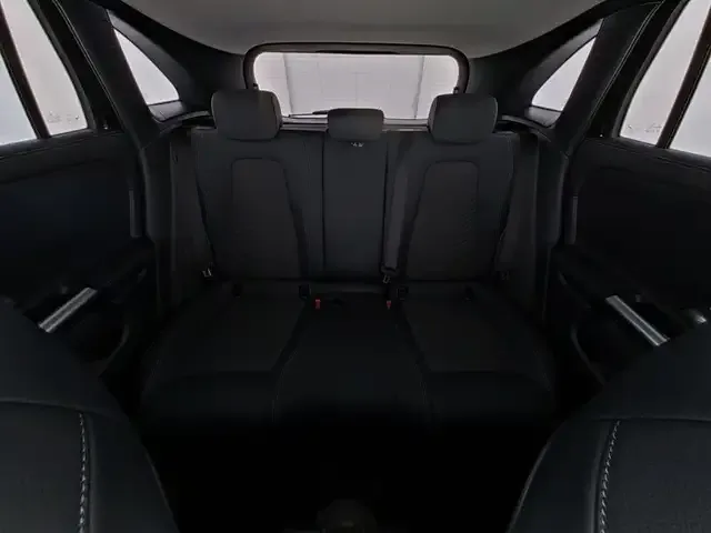 Mercedes-Benz GLA 220